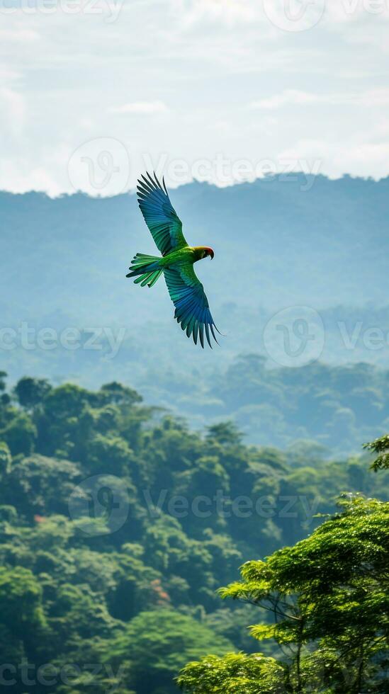 dicht, Smaragdgrün Urwald Szene mit ein beschwingt Papagei fliegend inmitten das Laub ai generativ foto