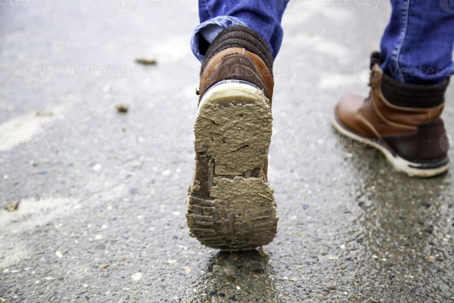 Stiefel mit Schlamm foto