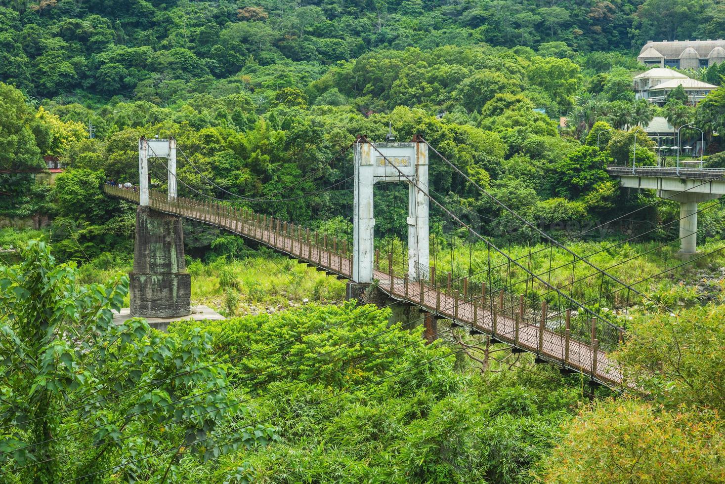 Neiwan Hängebrücke im Kreis Hsinchu, Taiwanchu foto