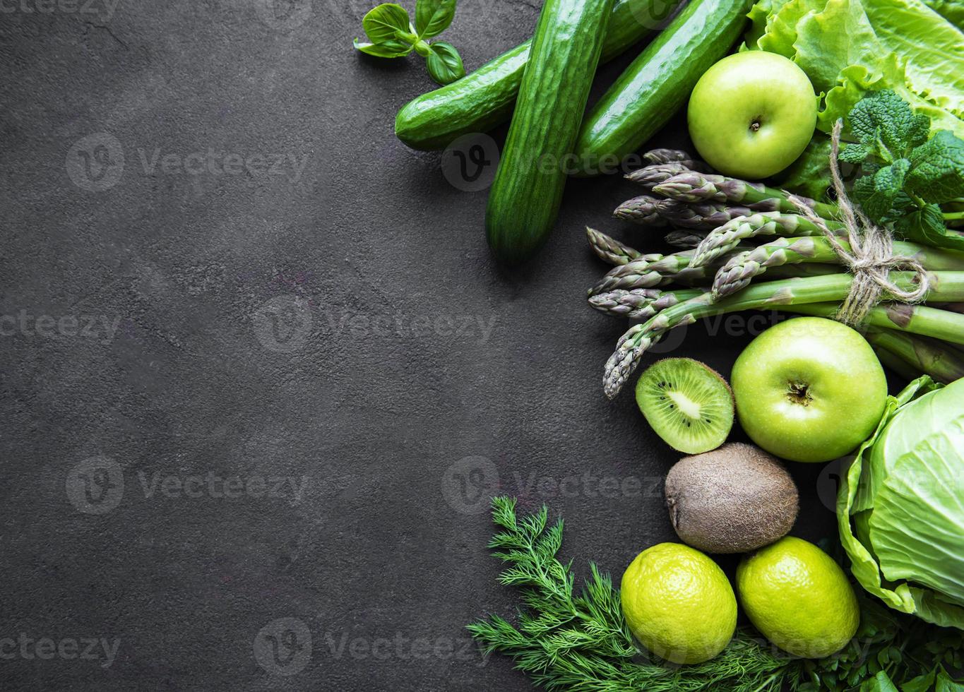 gesunder vegetarischer lebensmittelkonzepthintergrund foto