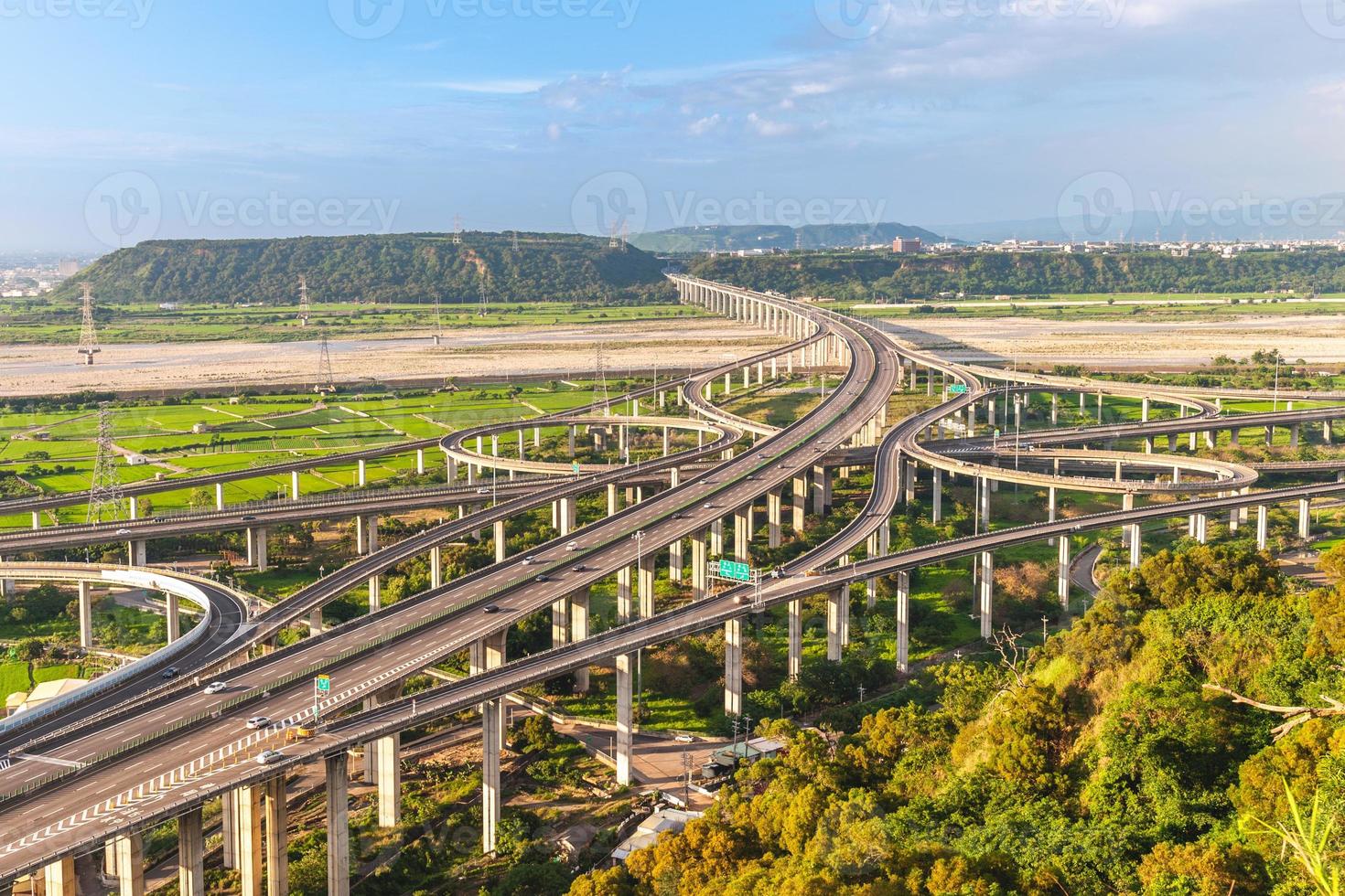 Autobahnkreuz in Taichung, Taiwan foto