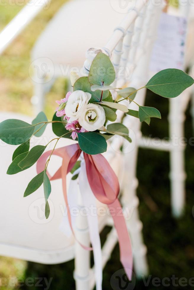 Bankettsaal für Hochzeiten mit dekorativen Elementen foto