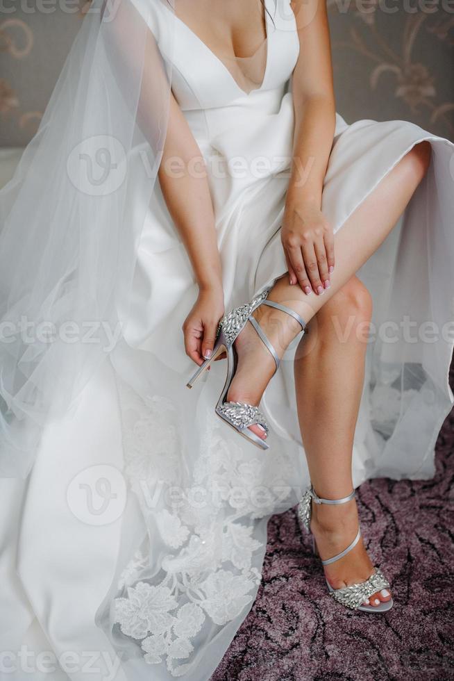 Hochzeitsschuhe der Braut, schöne Mode foto