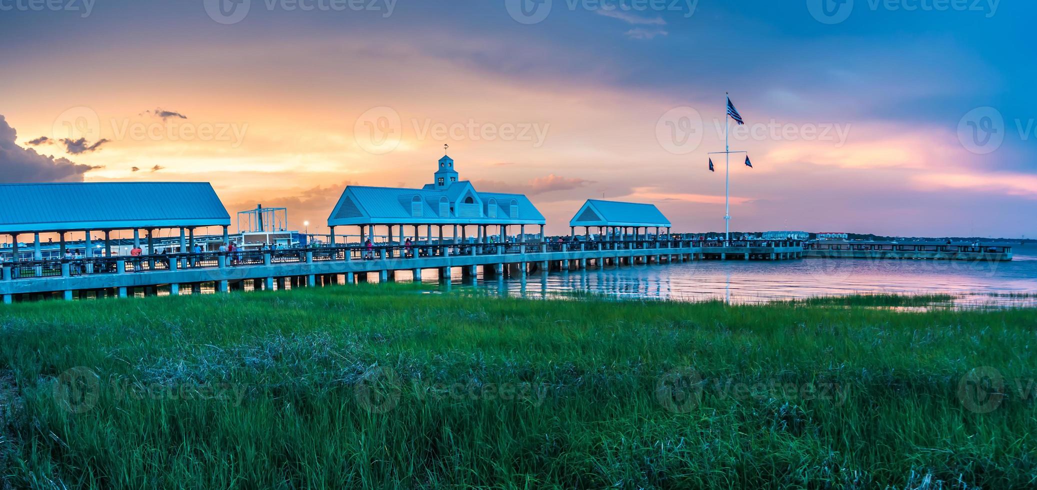 Charleston South Carolina Harbour am Abend foto