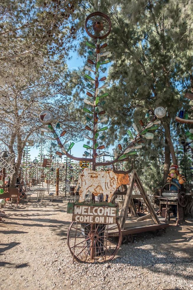 Bottle Tree Ranch auf der Route 66 Kalifornien foto