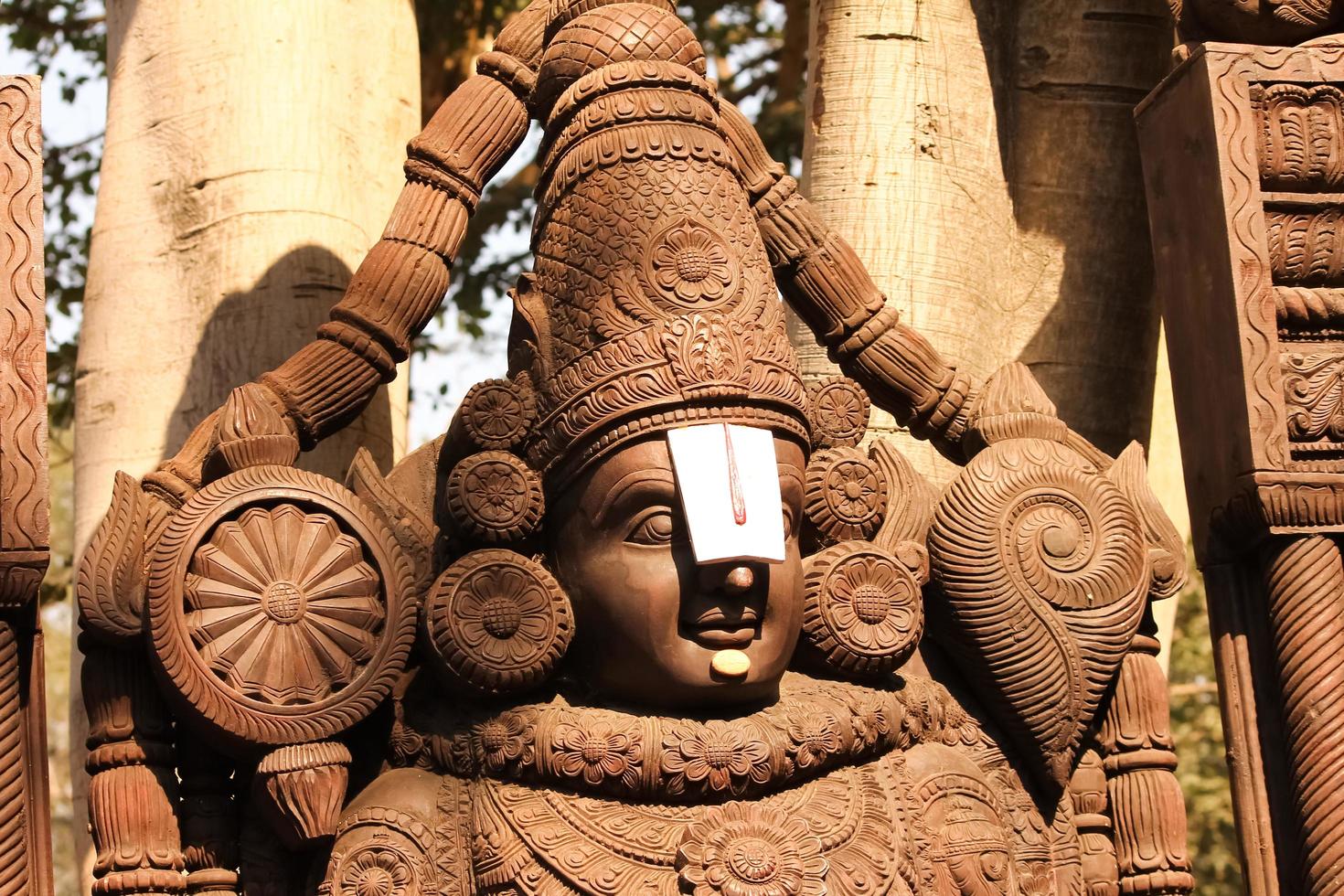hölzernes Idol von Lord Venkateswara, Tirupati Balaji foto
