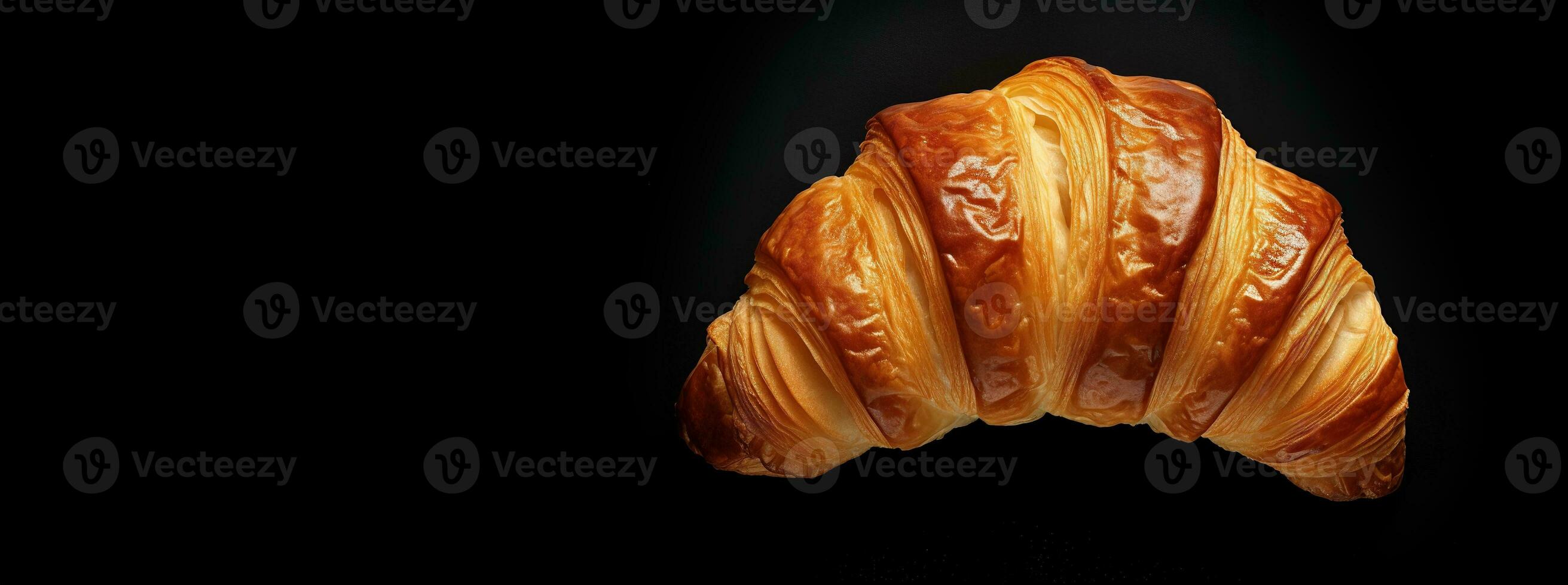 generativ ai, frisch Croissant auf dunkel Hintergrund mit Kopieren Raum, Französisch Bäckerei foto