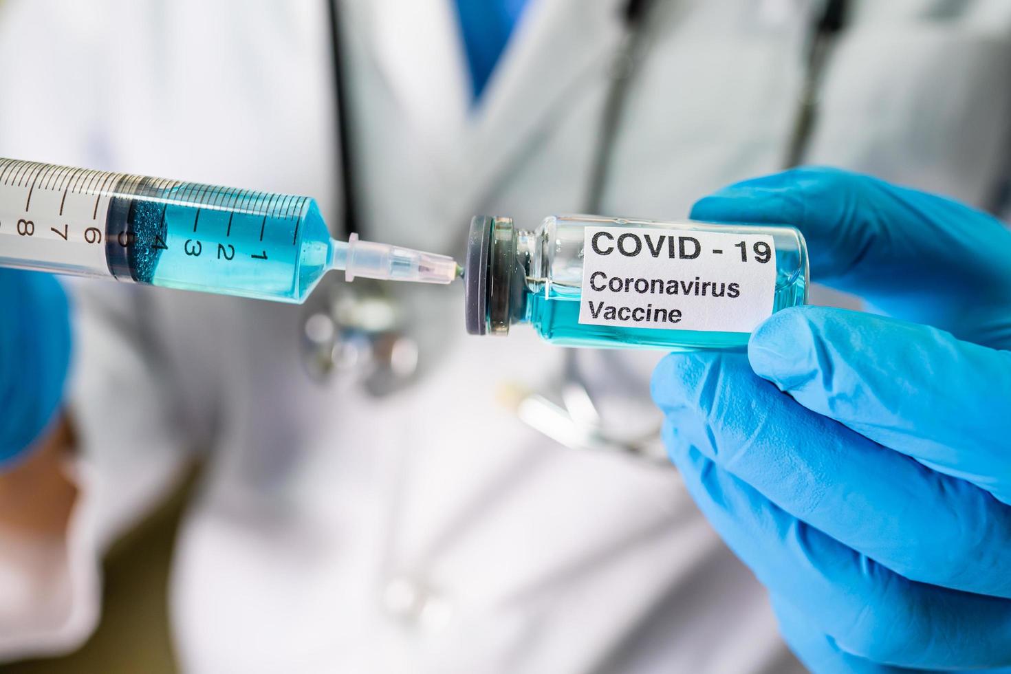 Covid-19 Coronavirus-Impfstoffentwicklung medizinisch für Ärzte zur Behandlung von Krankheitspatienten im Krankenhaus foto