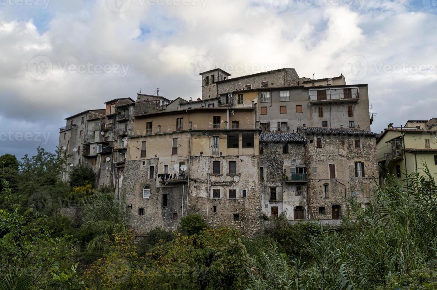 Gebäude in Papigno, Italien, 2020 foto