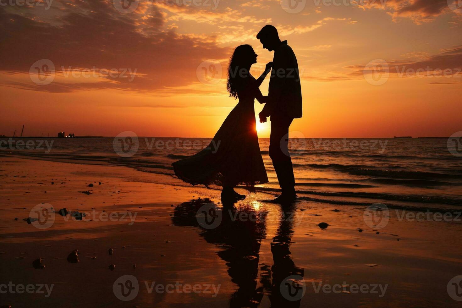 Illustration von Silhouetten von ein Mann und Frau umarmen auf das Strand gegen das Hintergrund von Sonnenuntergang foto
