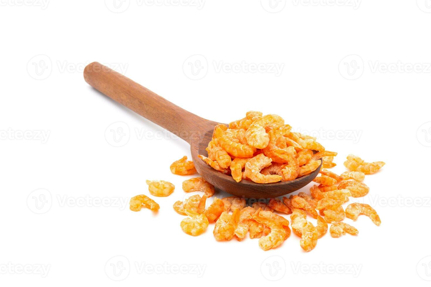 natürlich Meeresfrüchte getrocknet Garnele traditionell Orange rot Farbe isoliert auf Weiß Hintergrund. foto