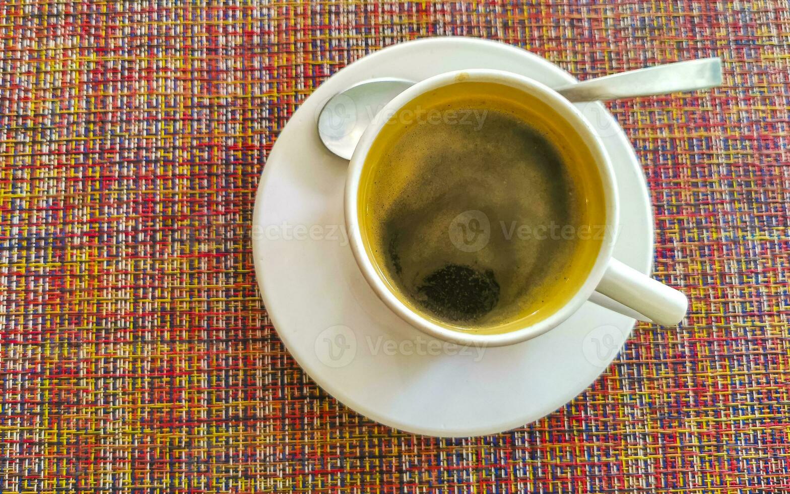 Tasse von Americano schwarz Kaffee im Restaurant Cafe im Mexiko. foto