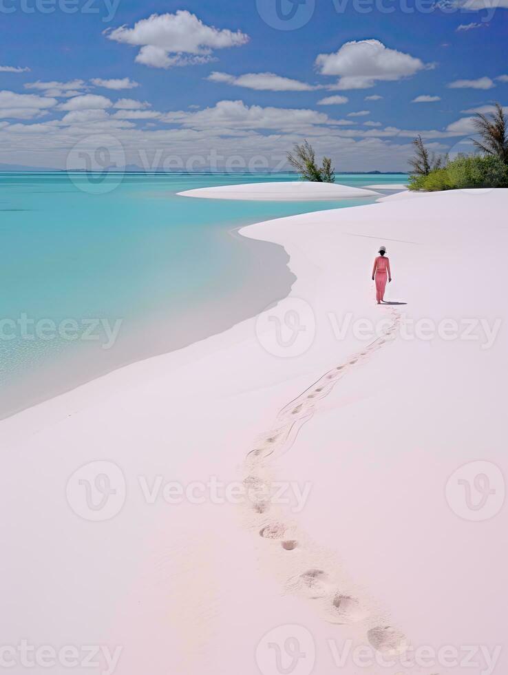 Frau Strand Sand Paradies Ozean Meer zurück Drohne oben Aussicht Wellen Stille Gelassenheit Zen Ruhe foto