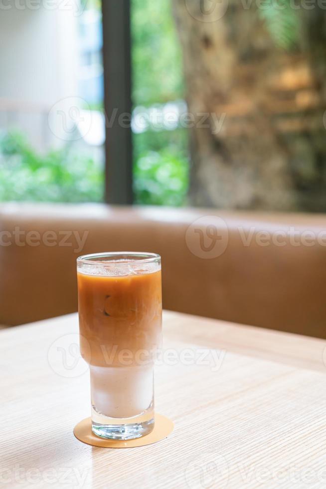 Iced Latte Kaffeeglas im Café Café und Restaurant? foto