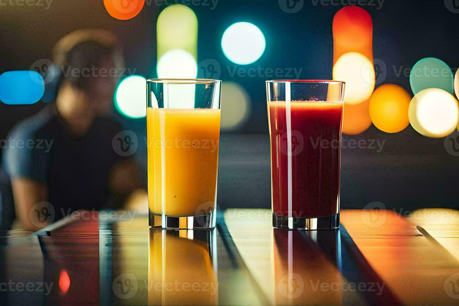 zwei Brille von Saft auf ein Tabelle im Vorderseite von ein Mann. KI-generiert foto