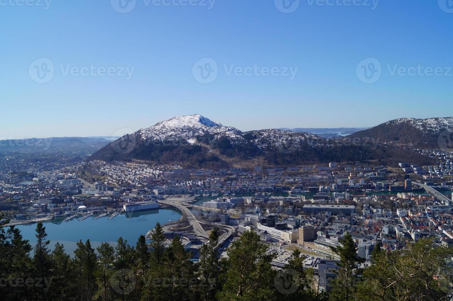 Bergen aus der Perspektive des Mount Floyen foto