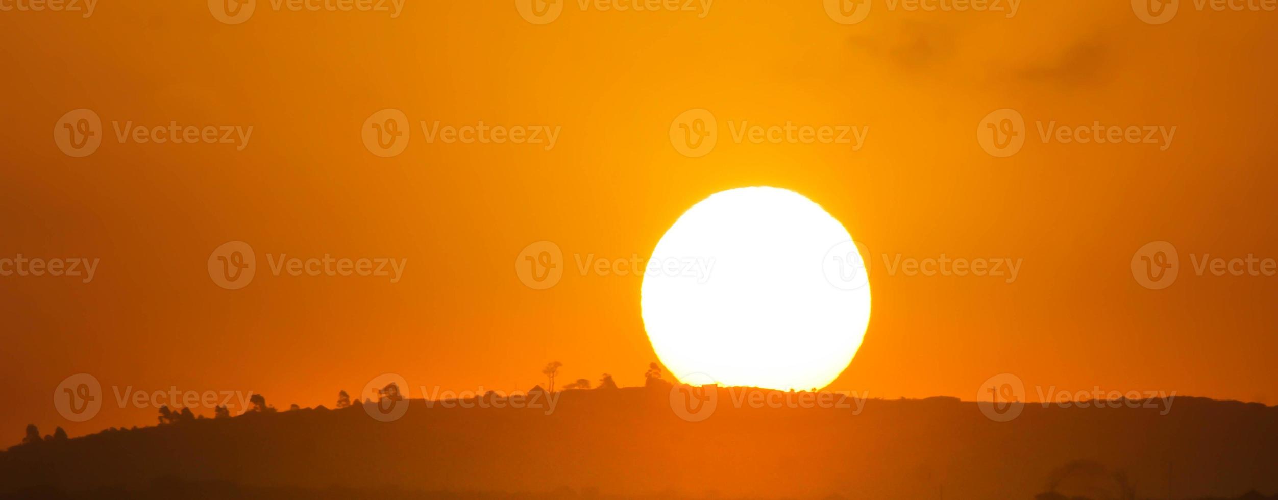 ein verrückter sonnenuntergang in südafrika, ansichten von südafrika foto