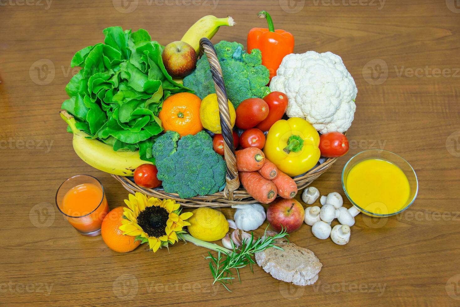 abwechslungsreich Lebensmittel zum gesund Essen foto