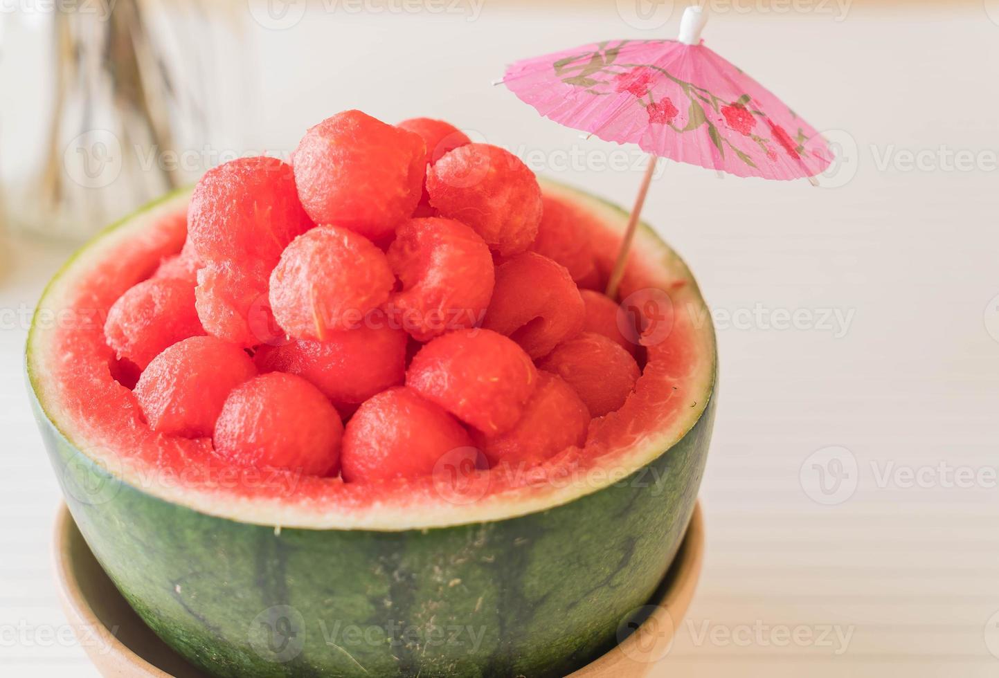 frische Wassermelone auf dem Tisch foto