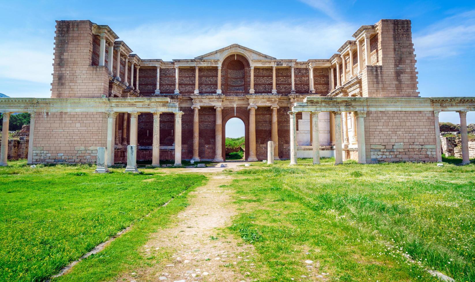 alter historischer tourismusort sarden foto