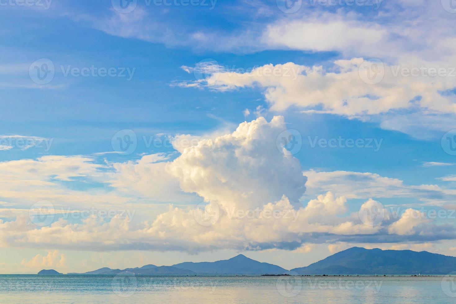 Bo Phut Beach Koh Samui Island View auf Pha-ngan. foto