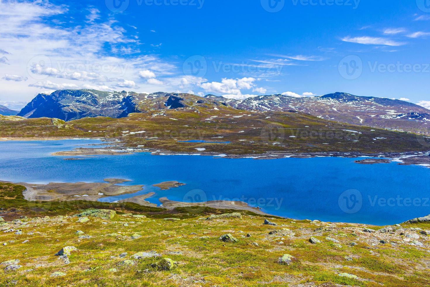 Vavatn Seepanorama Landschaft Felsbrocken Berge Hemsedal Norwegen. foto