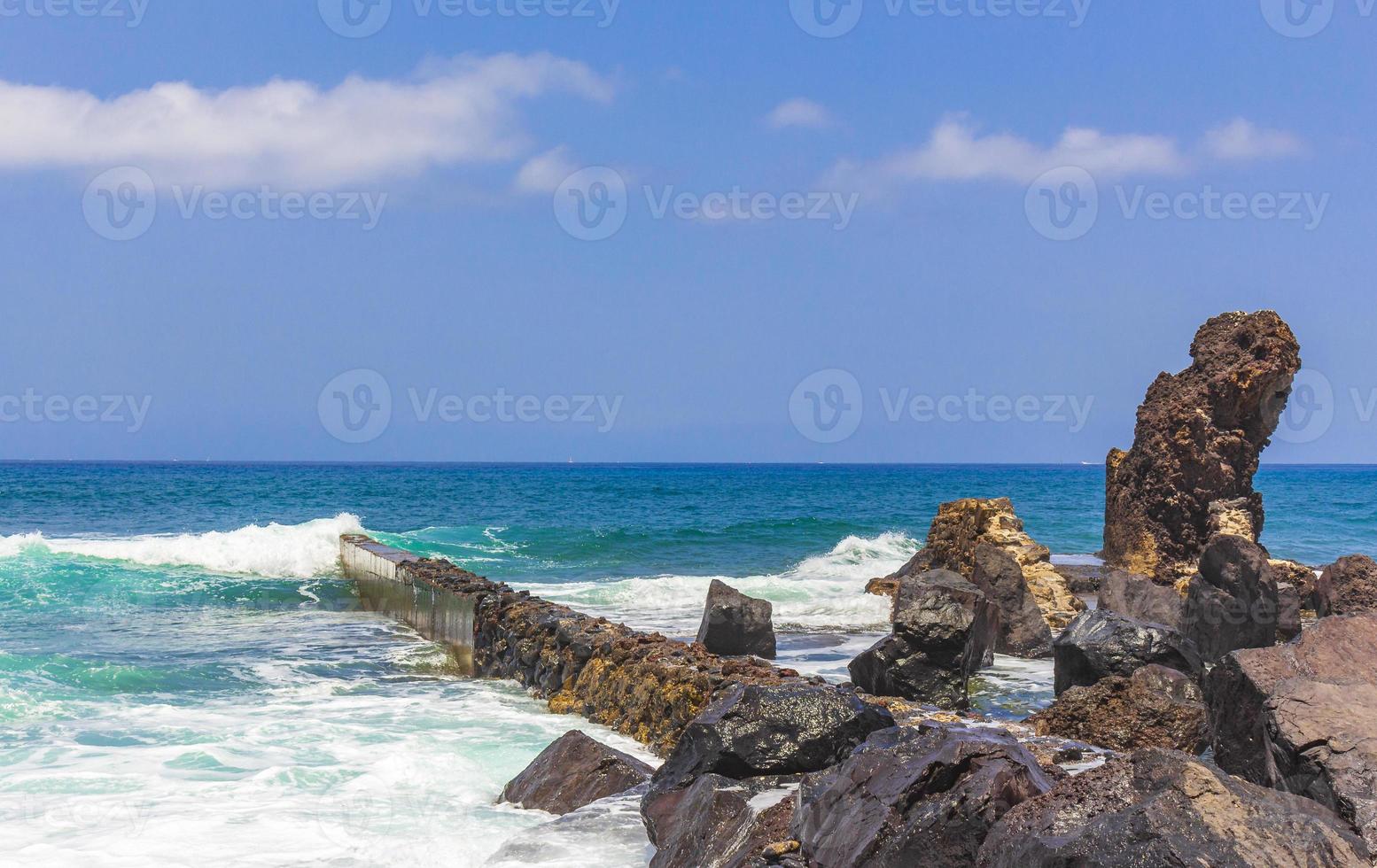 der atlantik auf teneriffa, auf den kanarischen inseln, 2014 foto