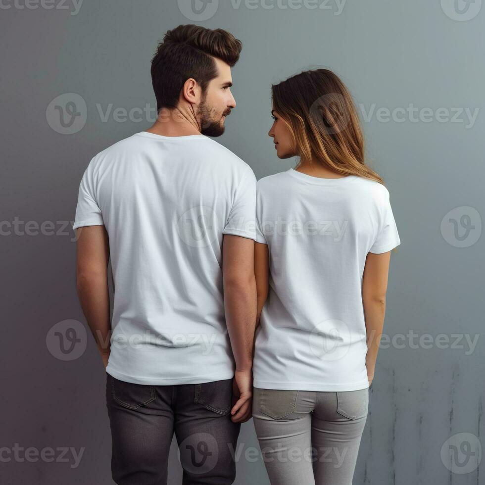 Illustration von ein Mode Porträt mit einfach T-Shirt Attrappe, Lehrmodell, Simulation, ai generiert foto