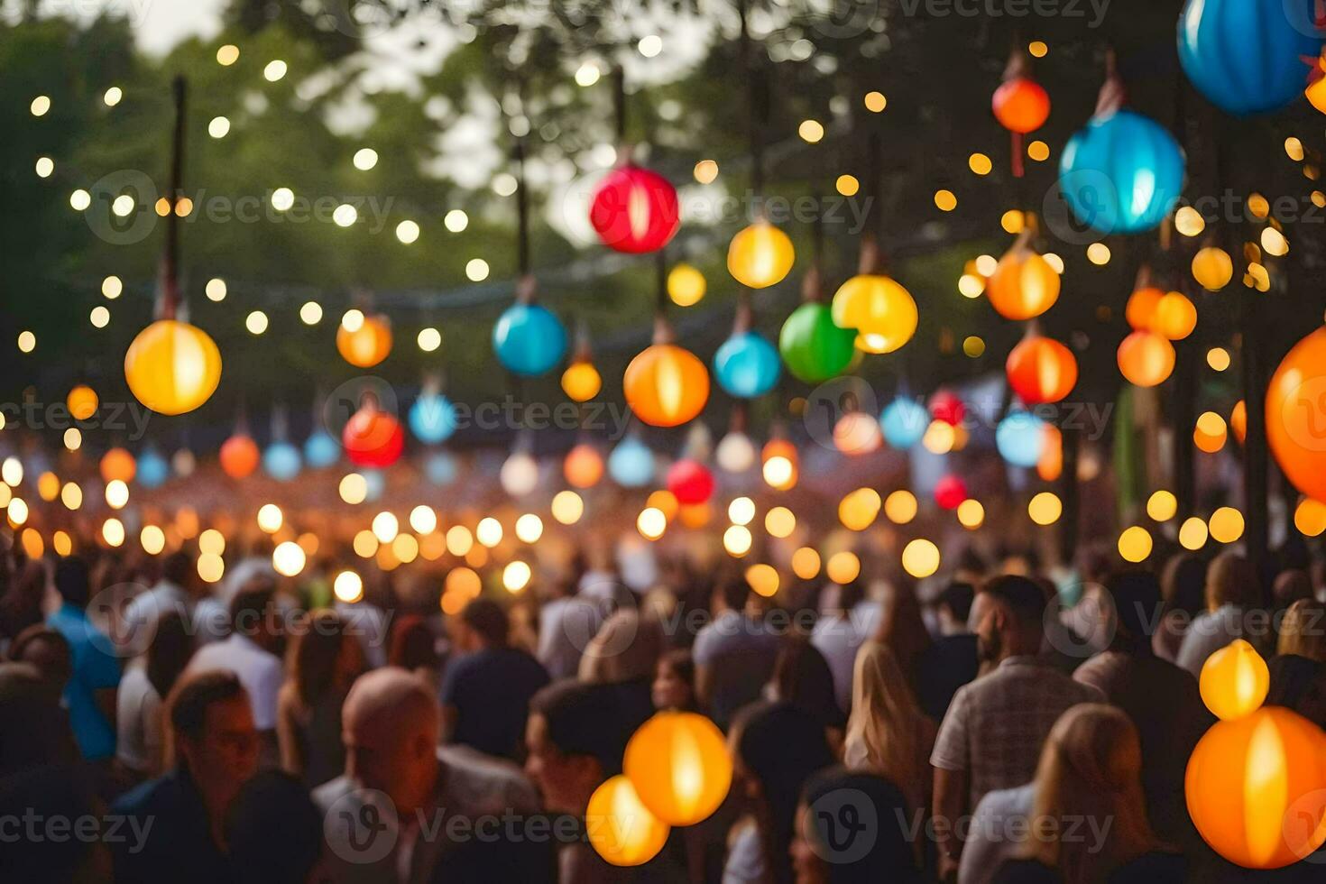 ein Menge von Menschen beim ein draussen Veranstaltung mit bunt Luftballons. KI-generiert foto