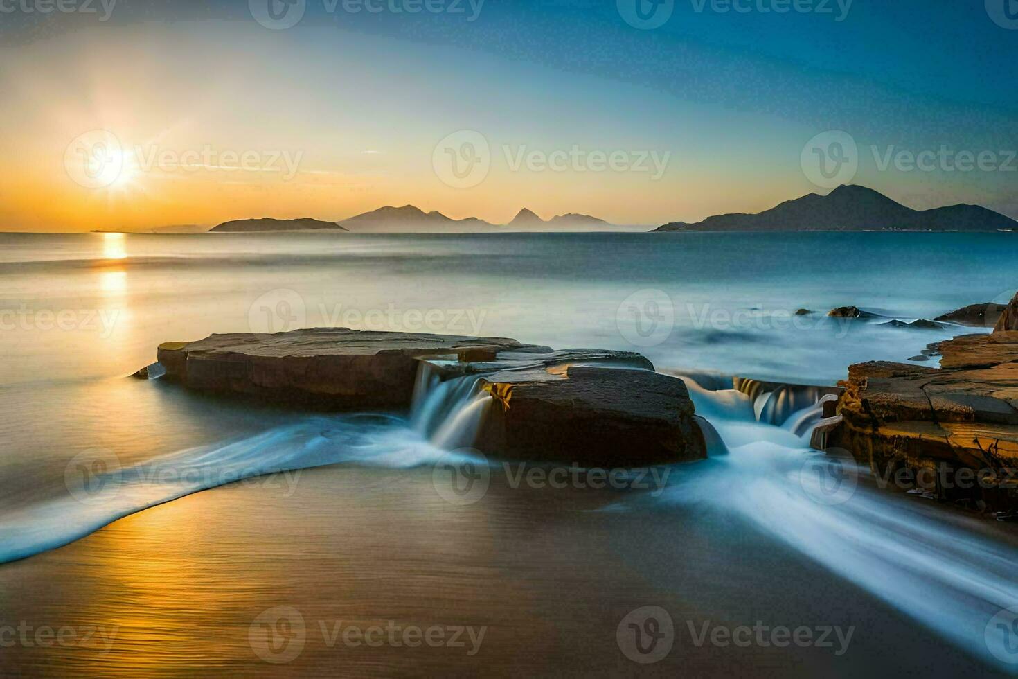 das Sonne steigt an Über das Ozean im Rio de Janeiro, Brasilien. KI-generiert foto