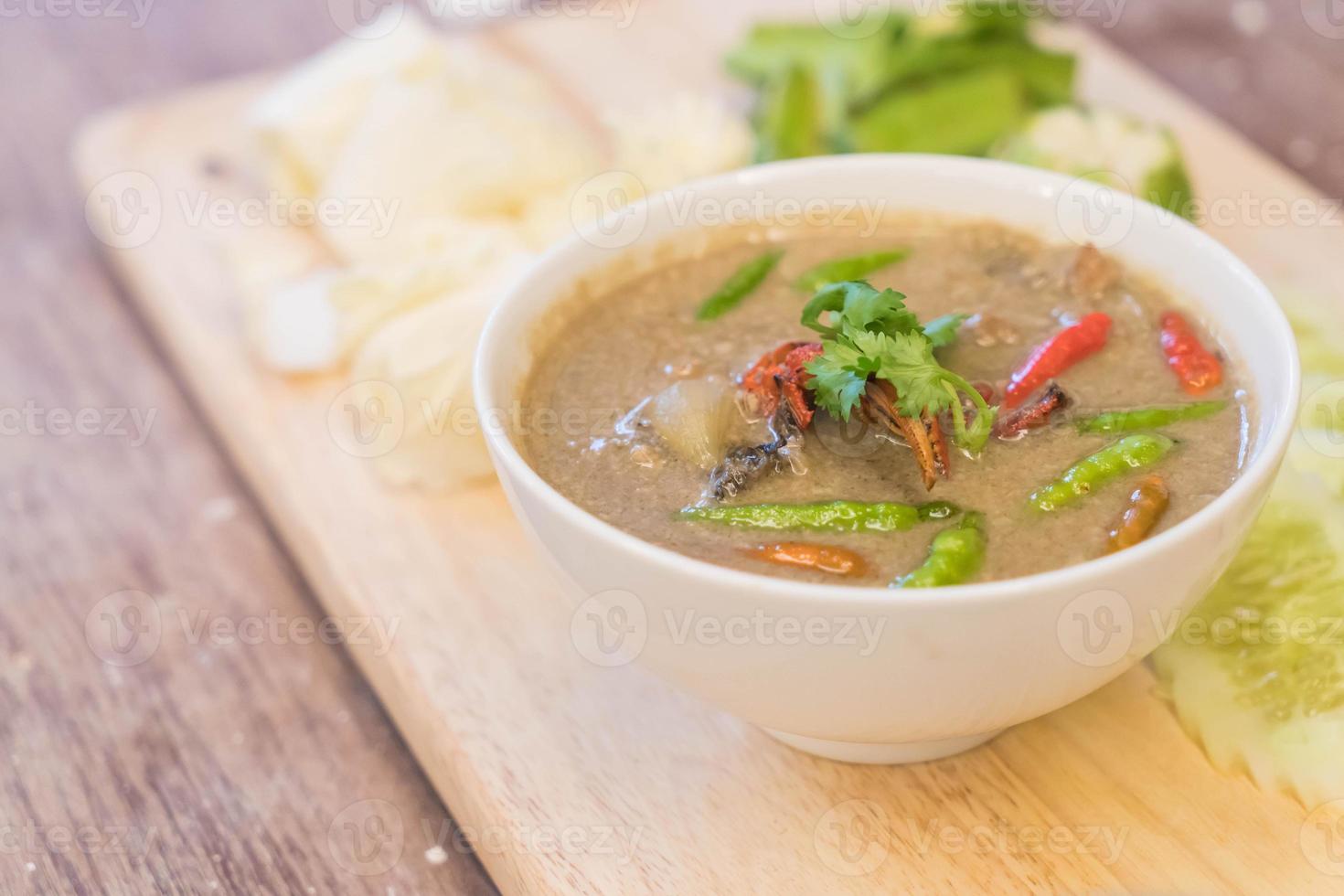 Krabben in Kokossuppe oder Krabbeneintopf foto