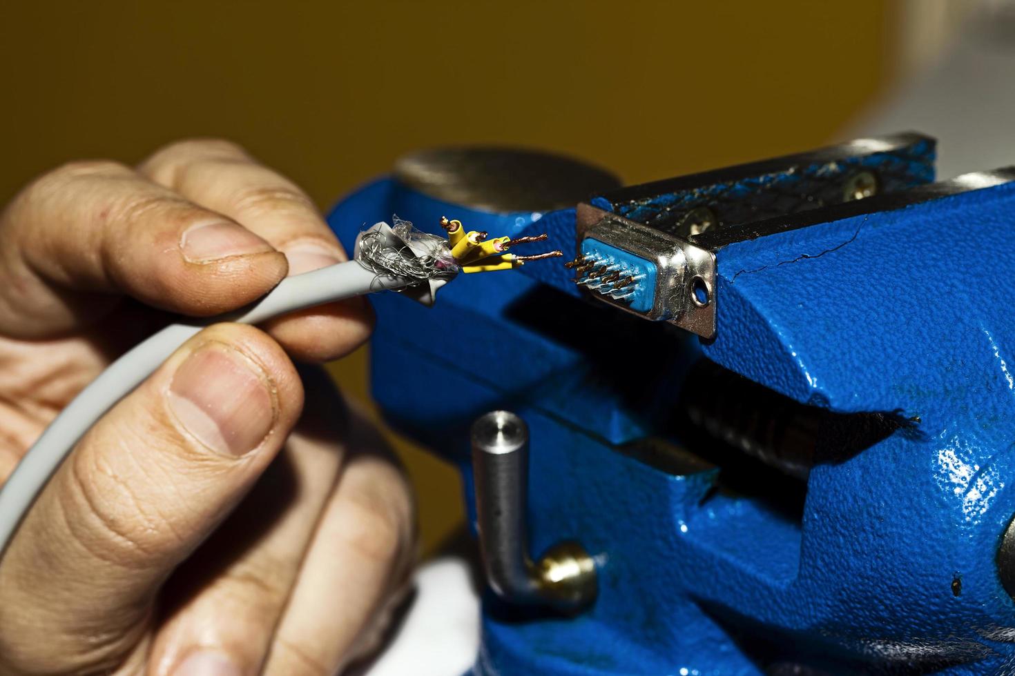 Kabel und Lötanlagen industrielles Technologiekonzept foto