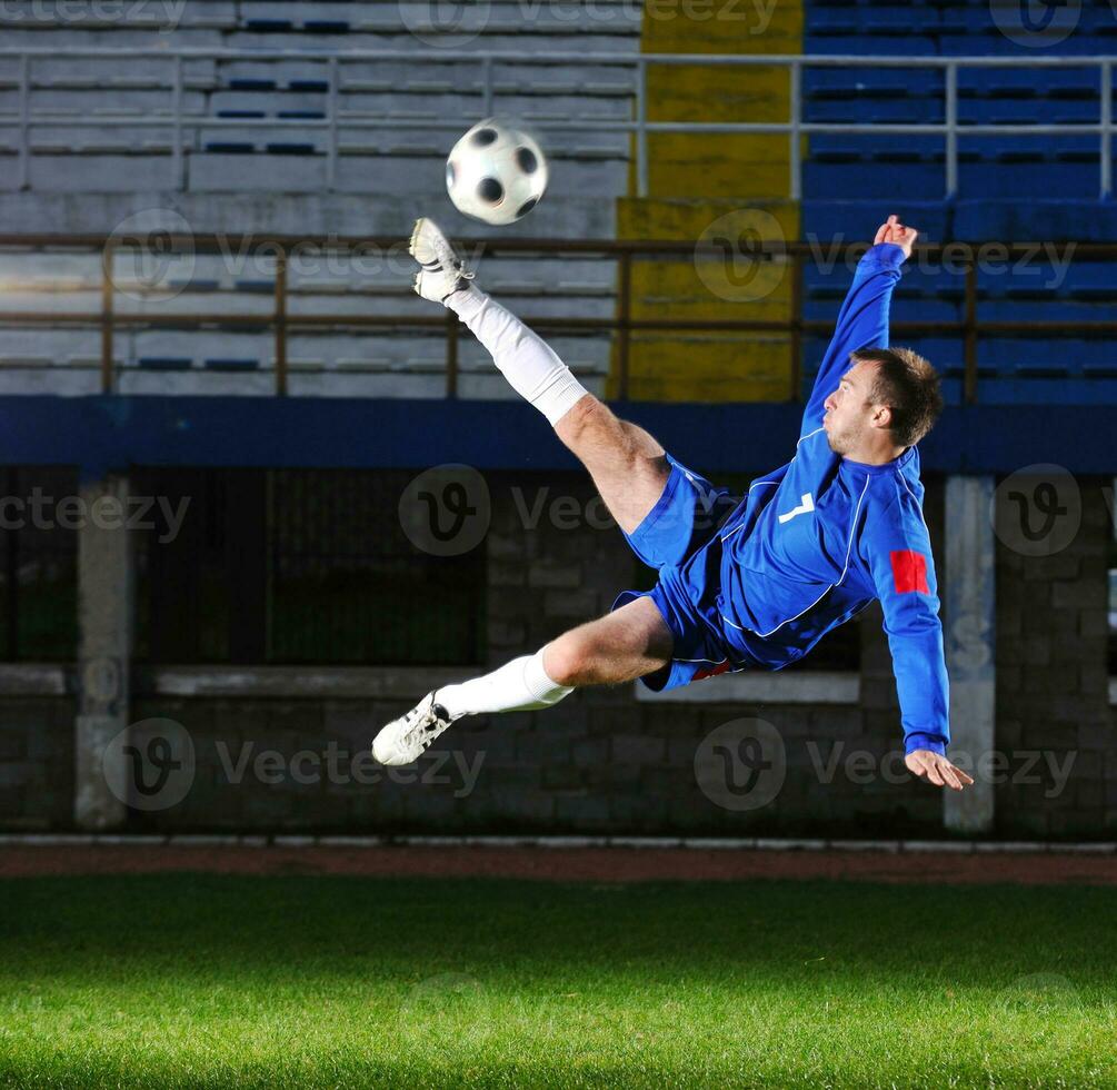 Fußballspieler in Aktion foto