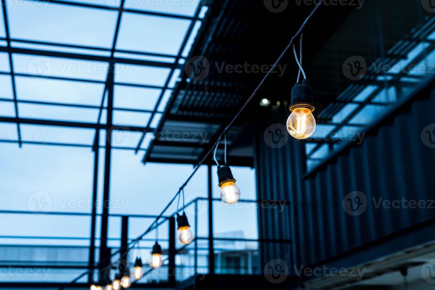 schönes licht lampendekor glühend foto