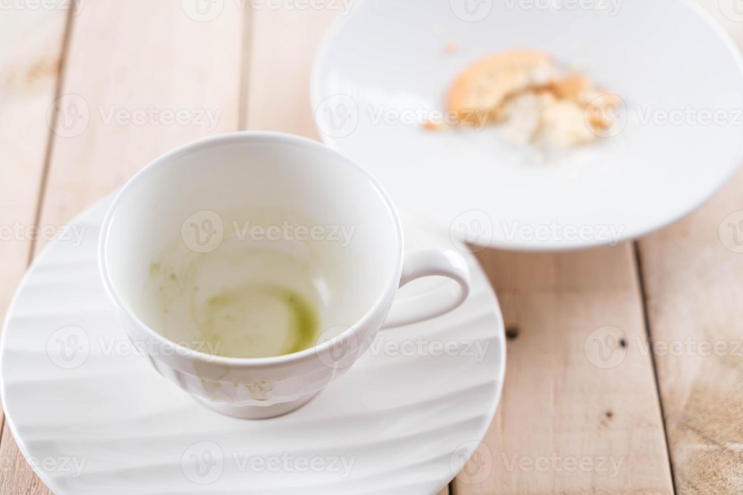 leere Tasse Matcha Latte Grüntee foto