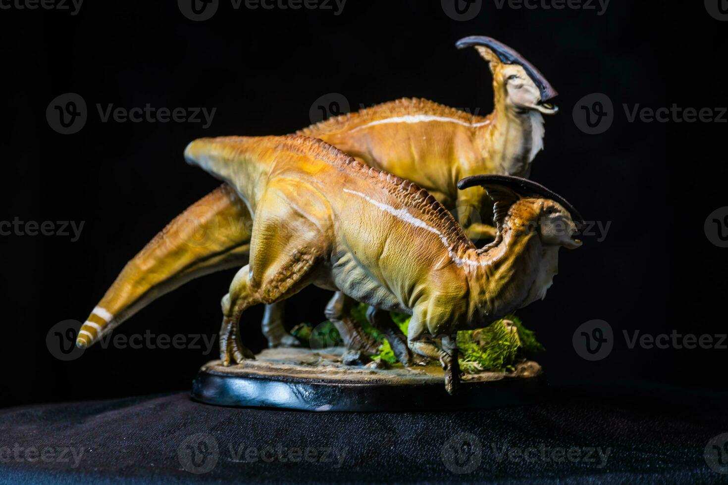 Parasaurolophus Dinosaurier im das dunkel foto