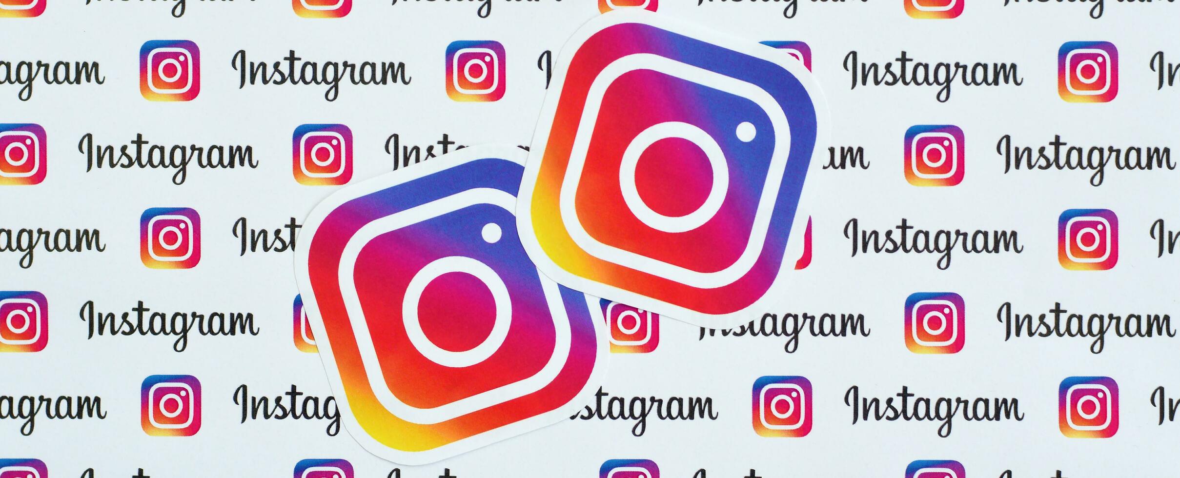 instagram Muster gedruckt auf Papier mit klein instagram Logos und Inschriften. instagram ist amerikanisch Foto und Video teilen Sozial Vernetzung Bedienung im Besitz durch Facebook