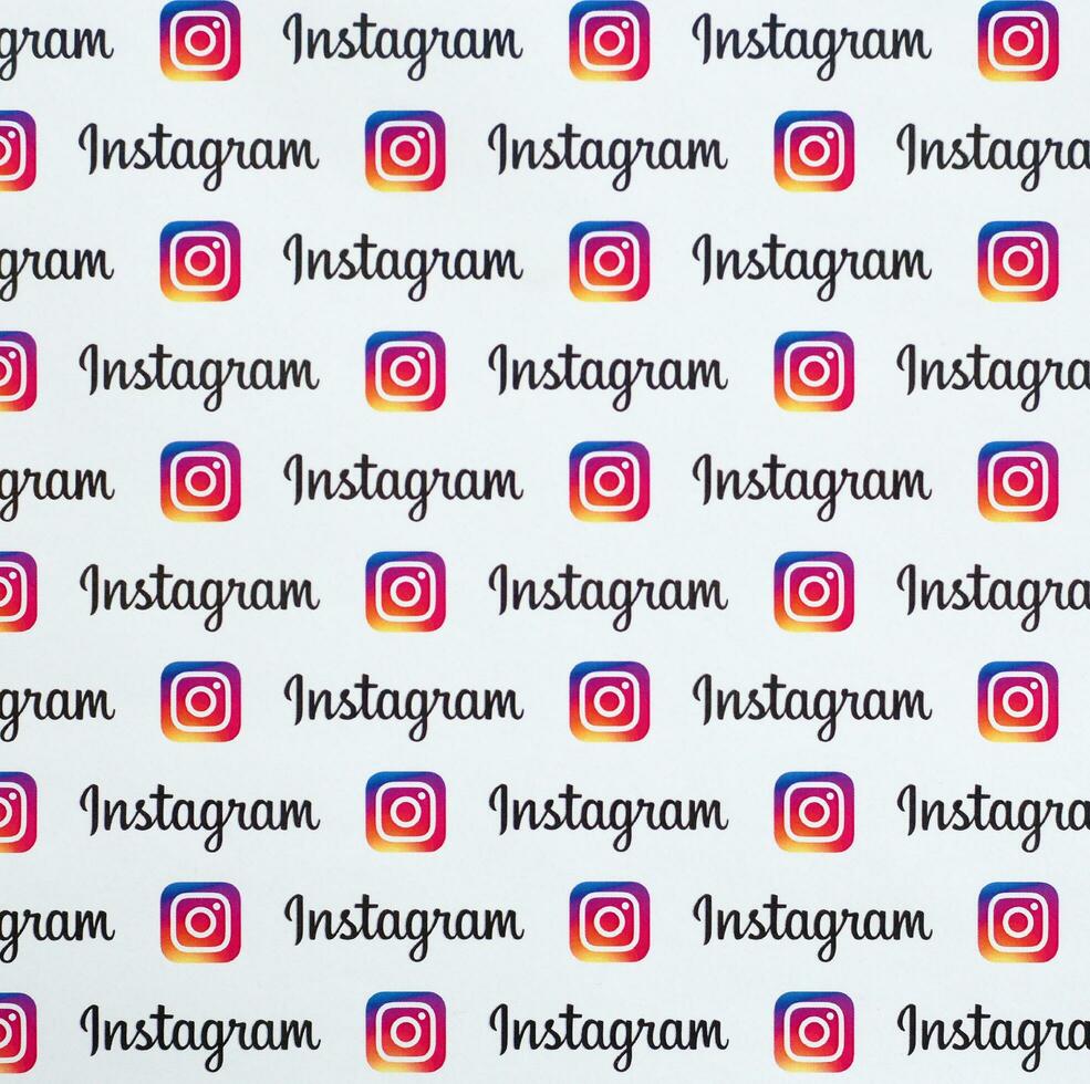 instagram Muster gedruckt auf Papier mit klein instagram Logos und Inschriften. instagram ist amerikanisch Foto und Video teilen Sozial Vernetzung Bedienung im Besitz durch Facebook