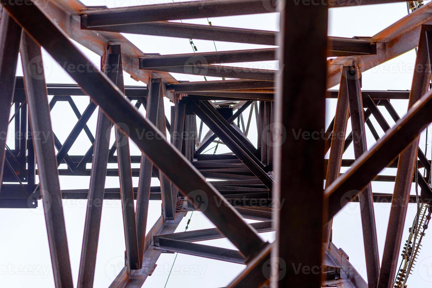 ein Hochspannungs-Strommast foto