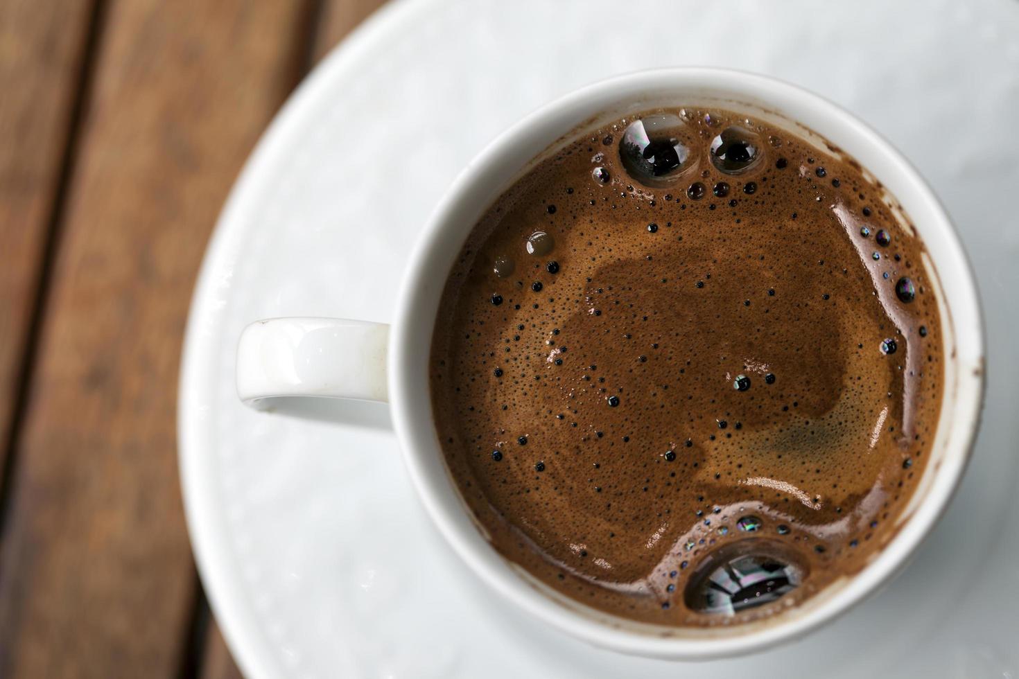 anatolisches traditionelles Getränk türkischer Kaffee foto
