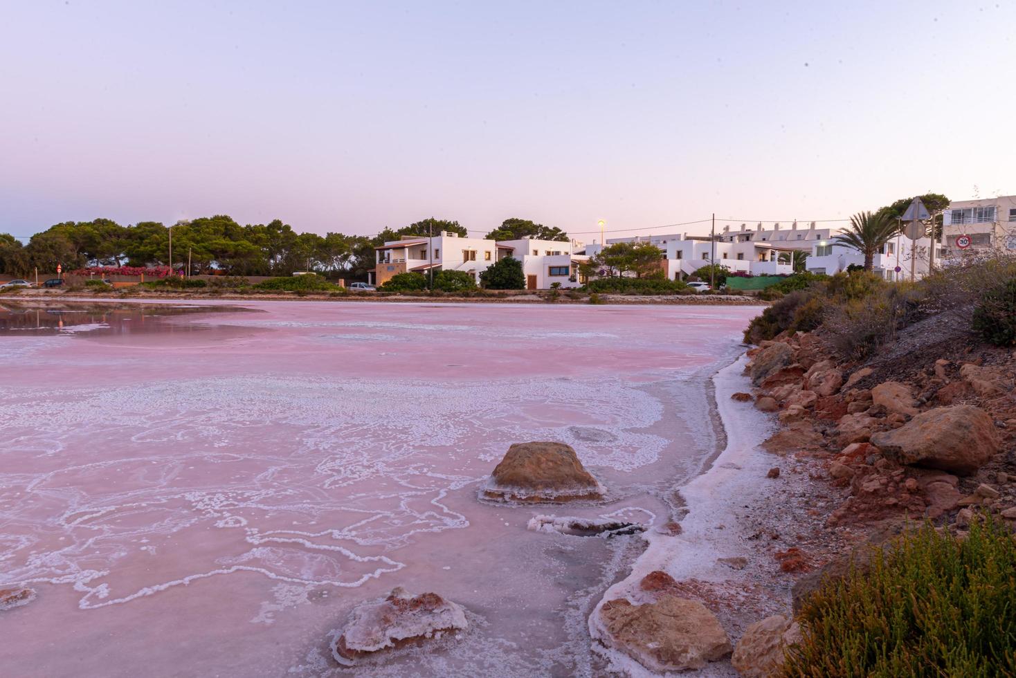 Sonnenuntergang auf Las Salinas auf Formentera im Jahr 2021 foto