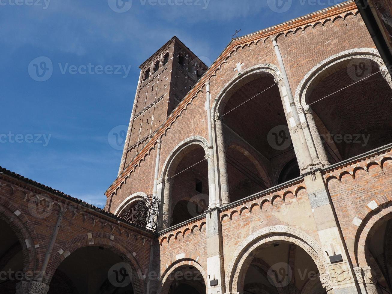Kirche Sant Ambrogio in Mailand foto