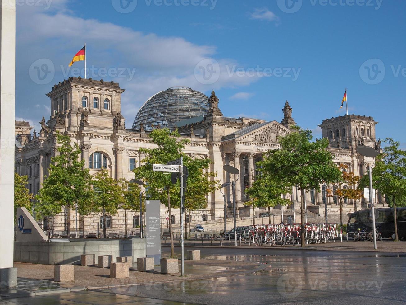 reichstag in berlin foto