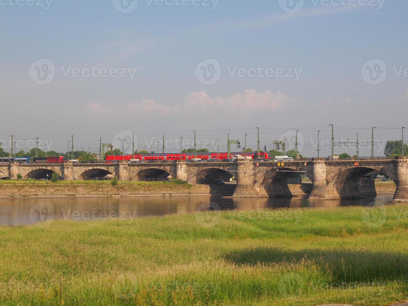 Elbe in Dresden foto