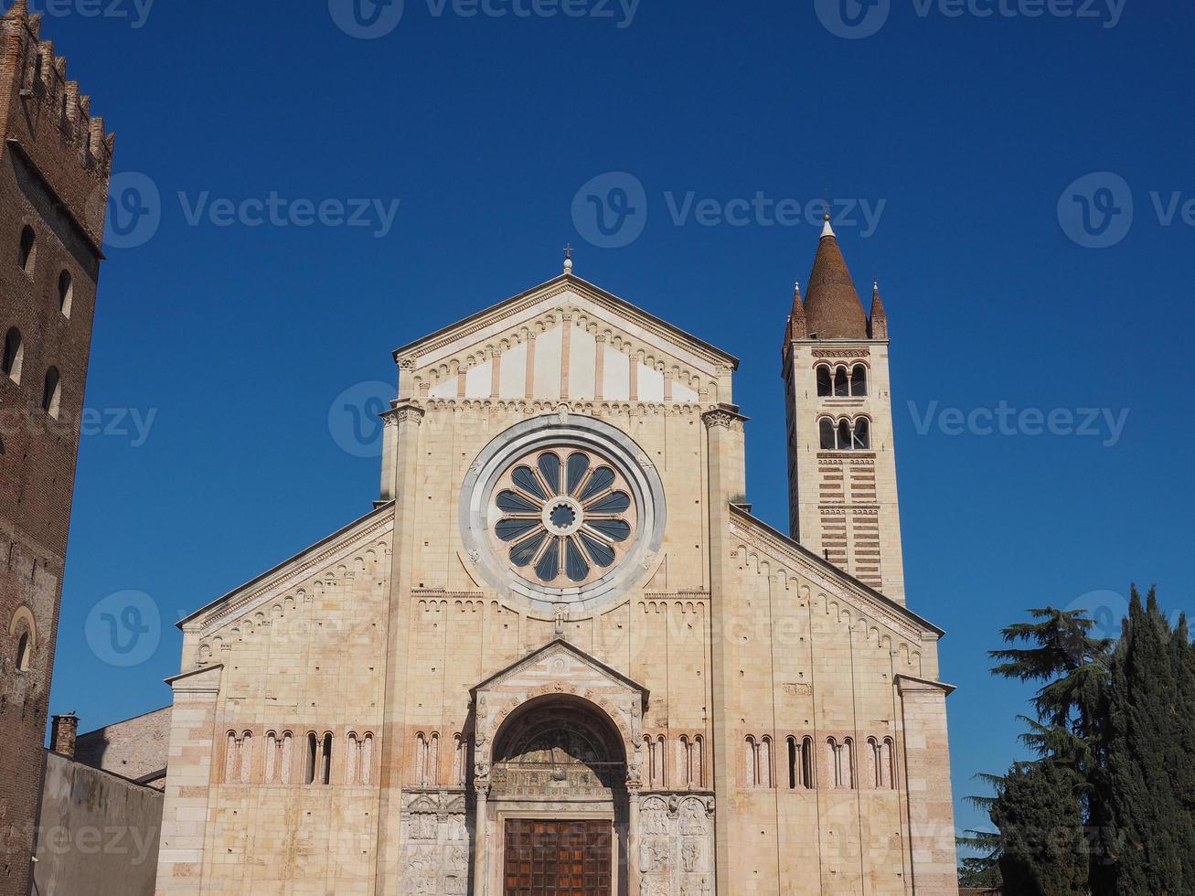 San-Zeno-Basilika in Verona foto