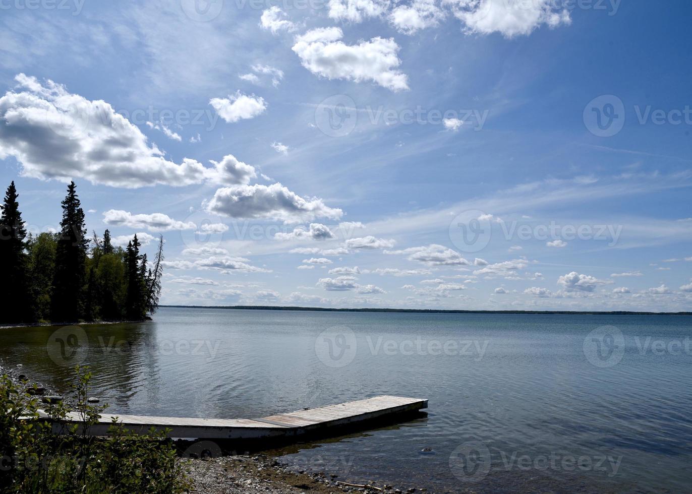 ein Steg am See foto