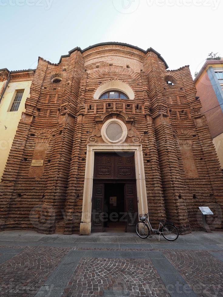 Kirche Santa Maria Maddalena in Alba foto