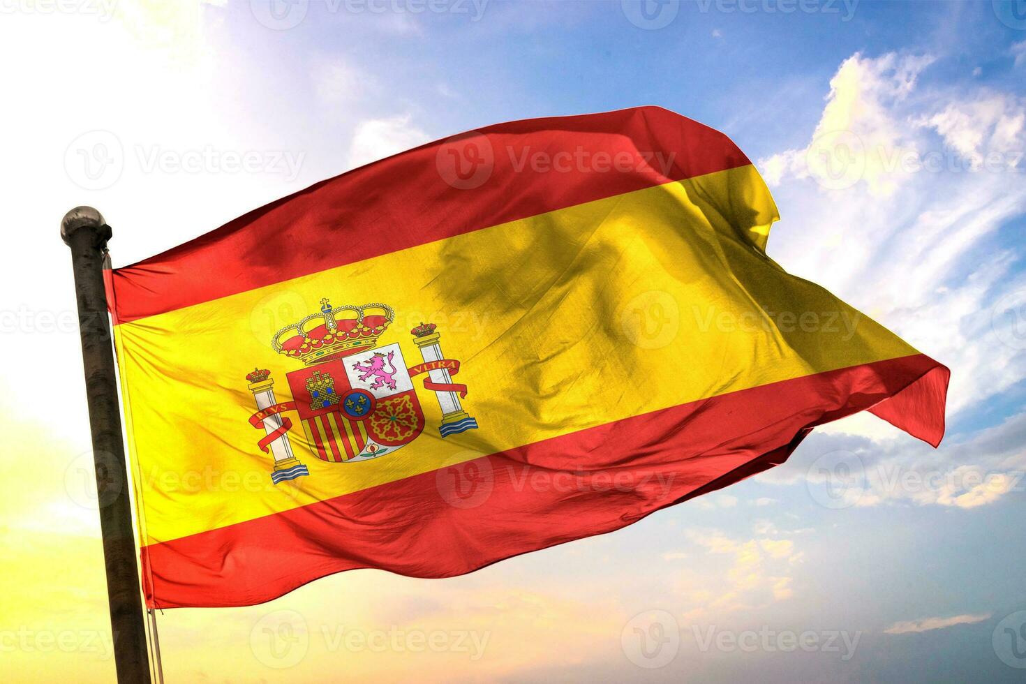 Spanien 3d Rendern Flagge winken isoliert Himmel und Wolke Hintergrund foto