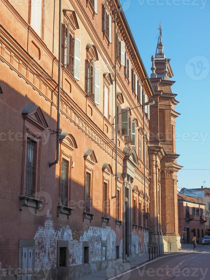 kirche von sant antonio bedeutet st. anthony in chieri foto