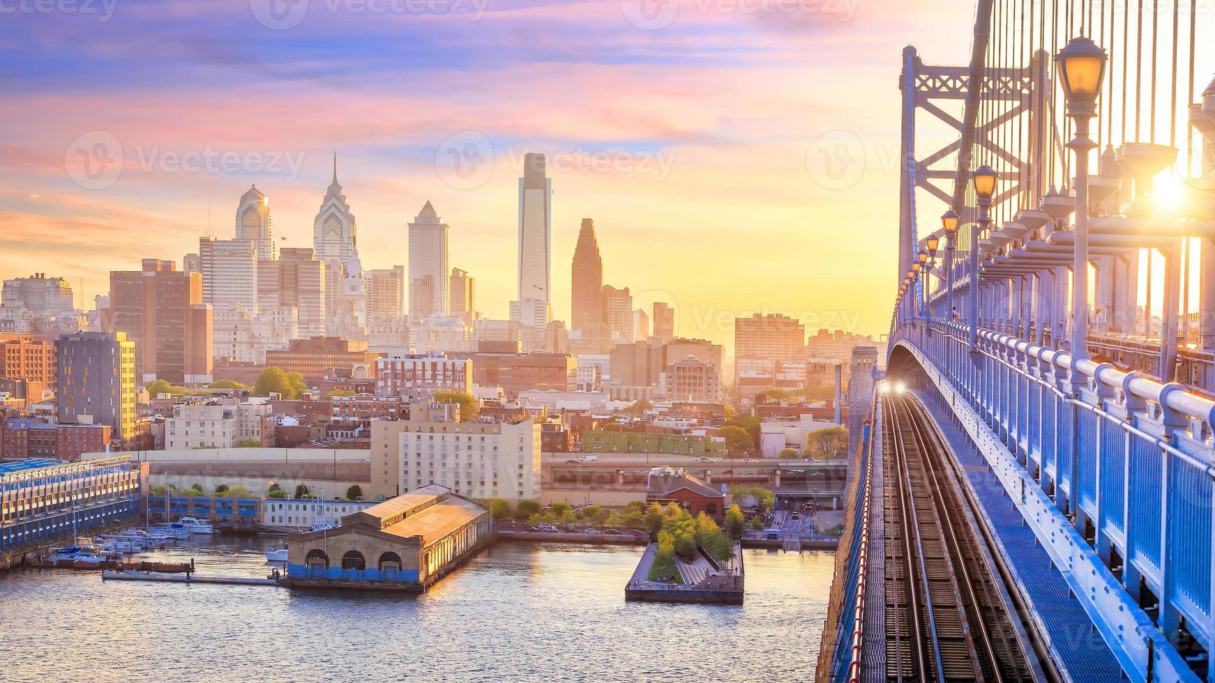 Philadelphia Skyline bei Sonnenuntergang foto